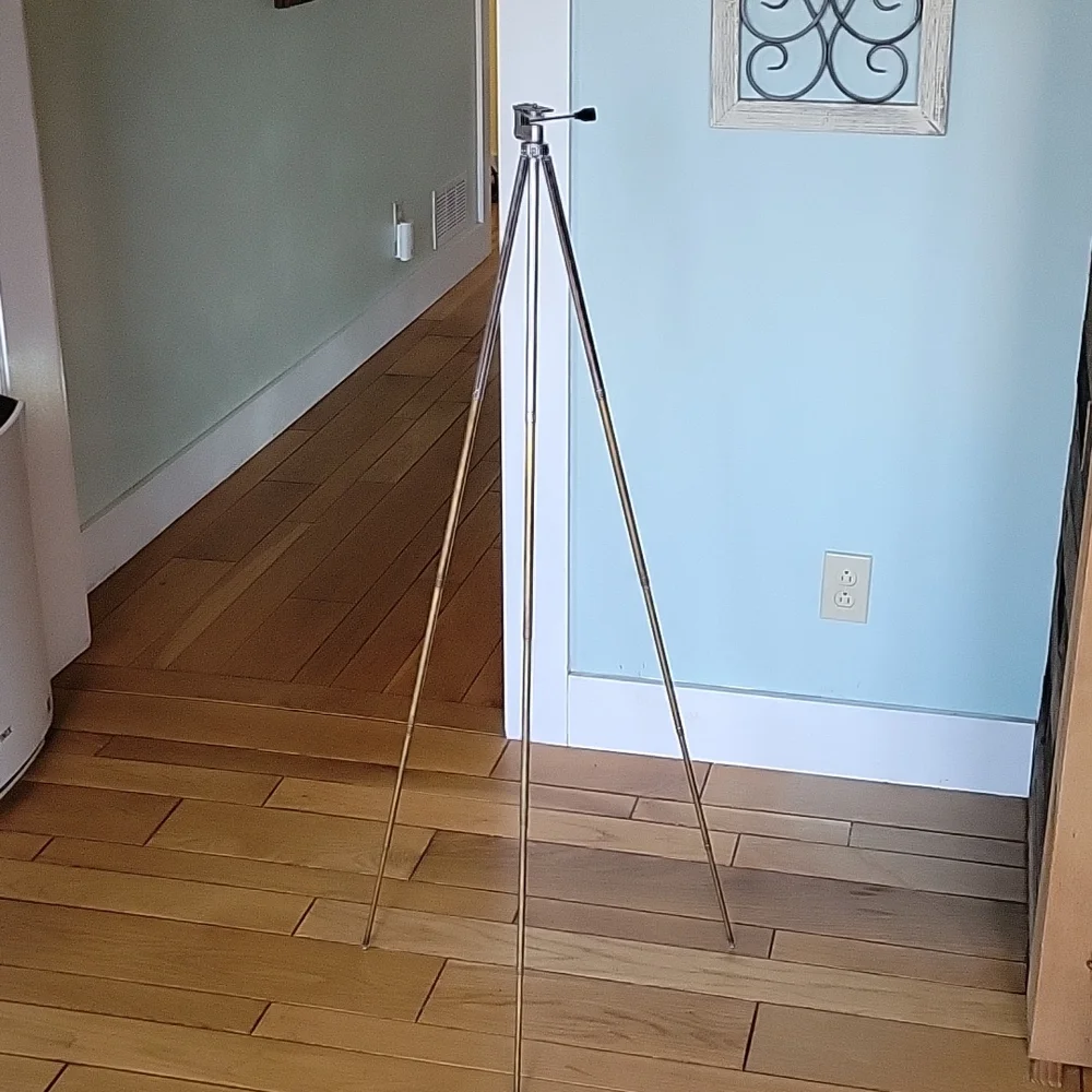 Vintage Kenks Model II Tripod w/leather case